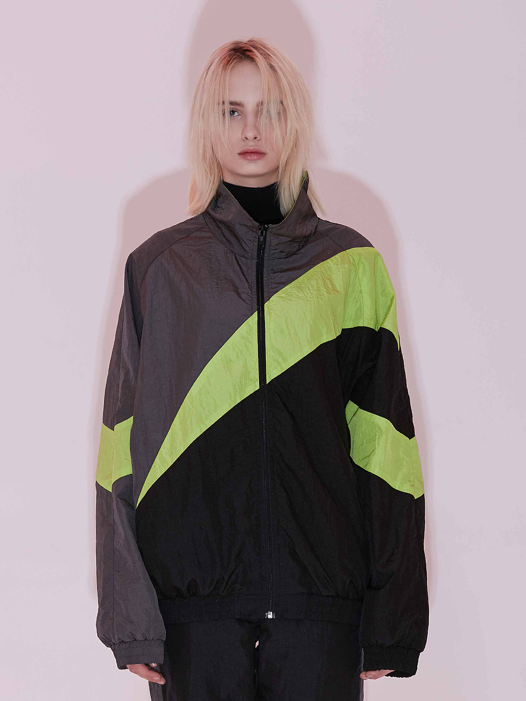 NeverMoredesign|女|NeverMoreDesign 拼色高领绒里Oversized风衣